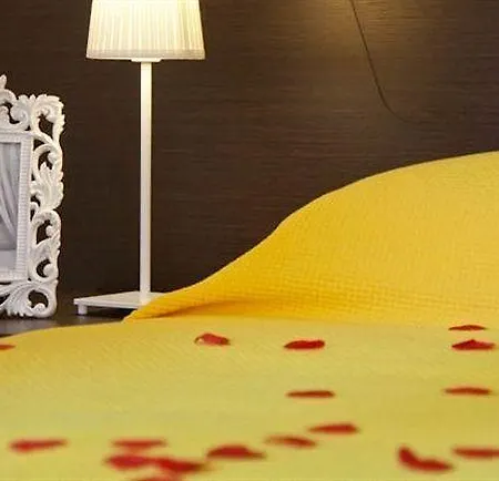 Difronte Ai Musei Vaticani Гостевой дом Рим